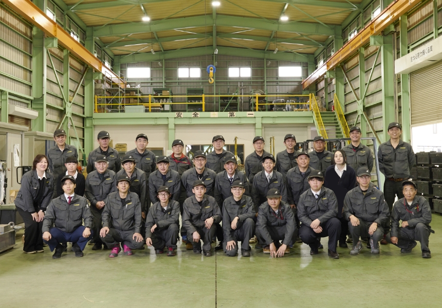 写真：社員の集合写真